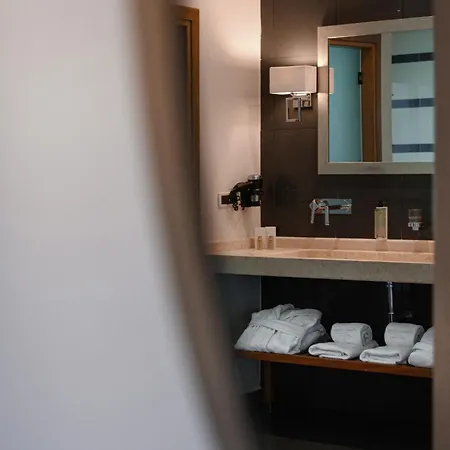 Restia (adults Only) Otel 5*